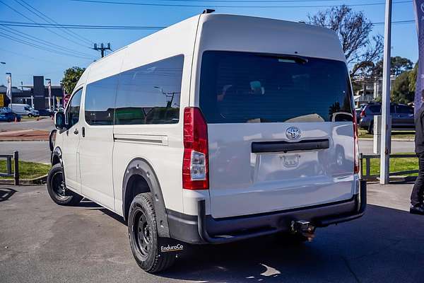 2022 Toyota Hiace Commuter GDH322R