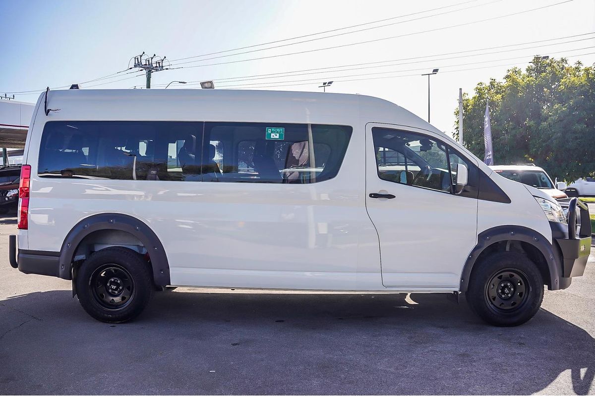 2022 Toyota Hiace Commuter GDH322R