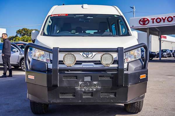 2022 Toyota Hiace Commuter GDH322R