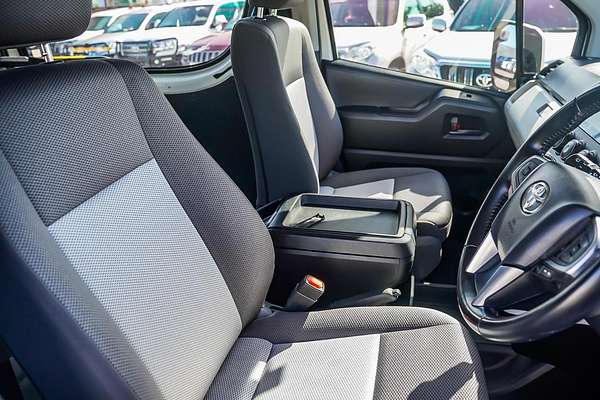 2022 Toyota Hiace Commuter GDH322R