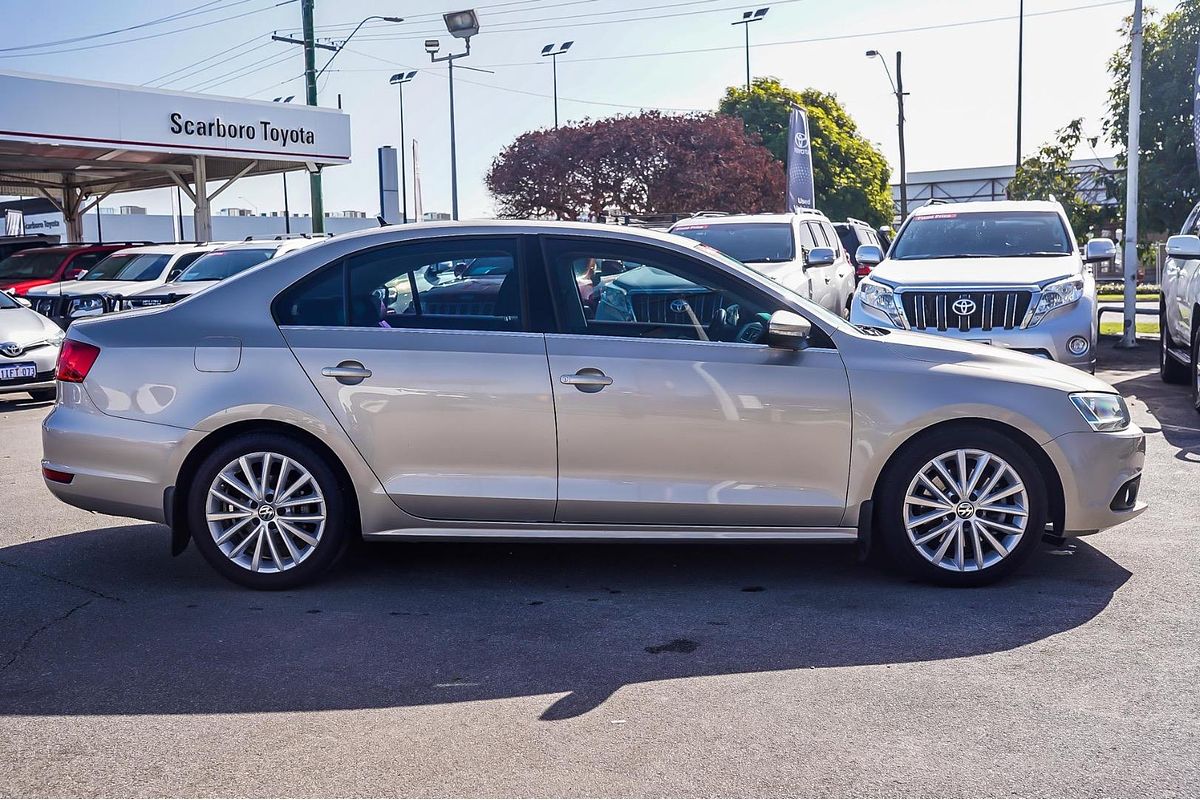 2012 Volkswagen Jetta 147TSI Highline 1B