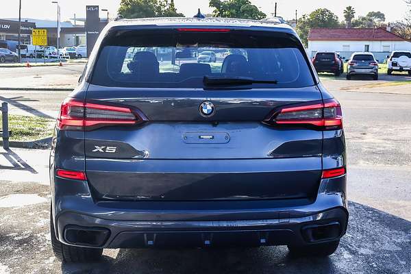 2022 BMW X5 xDrive40i M Sport G05