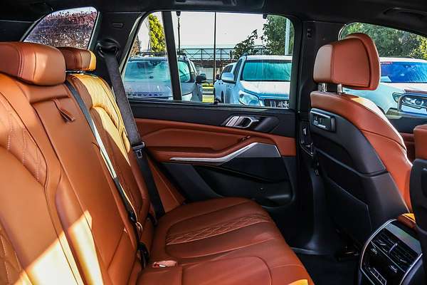 2022 BMW X5 xDrive40i M Sport G05