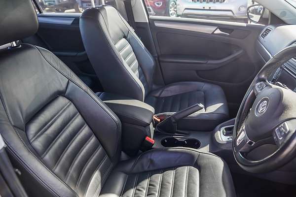 2012 Volkswagen Jetta 147TSI Highline 1B