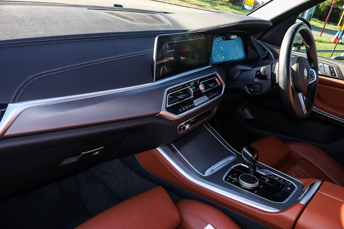 2022 BMW X5 xDrive40i M Sport G05