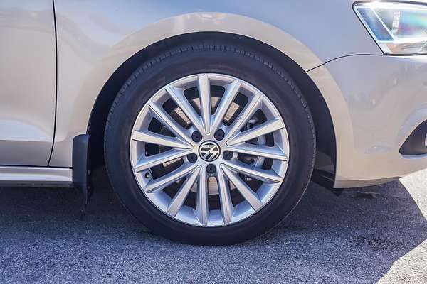2012 Volkswagen Jetta 147TSI Highline 1B