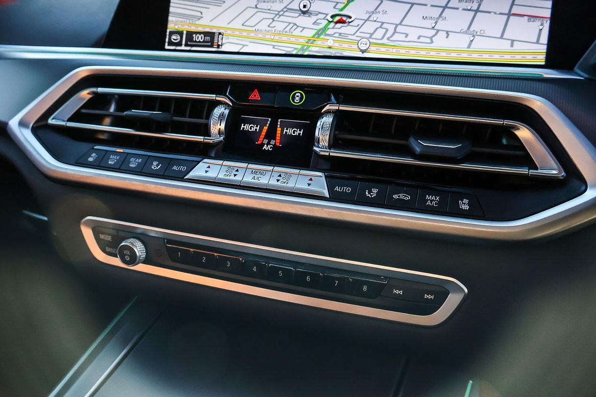 2022 BMW X5 xDrive40i M Sport G05