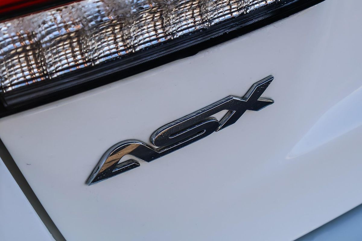 2022 Mitsubishi ASX ES XD
