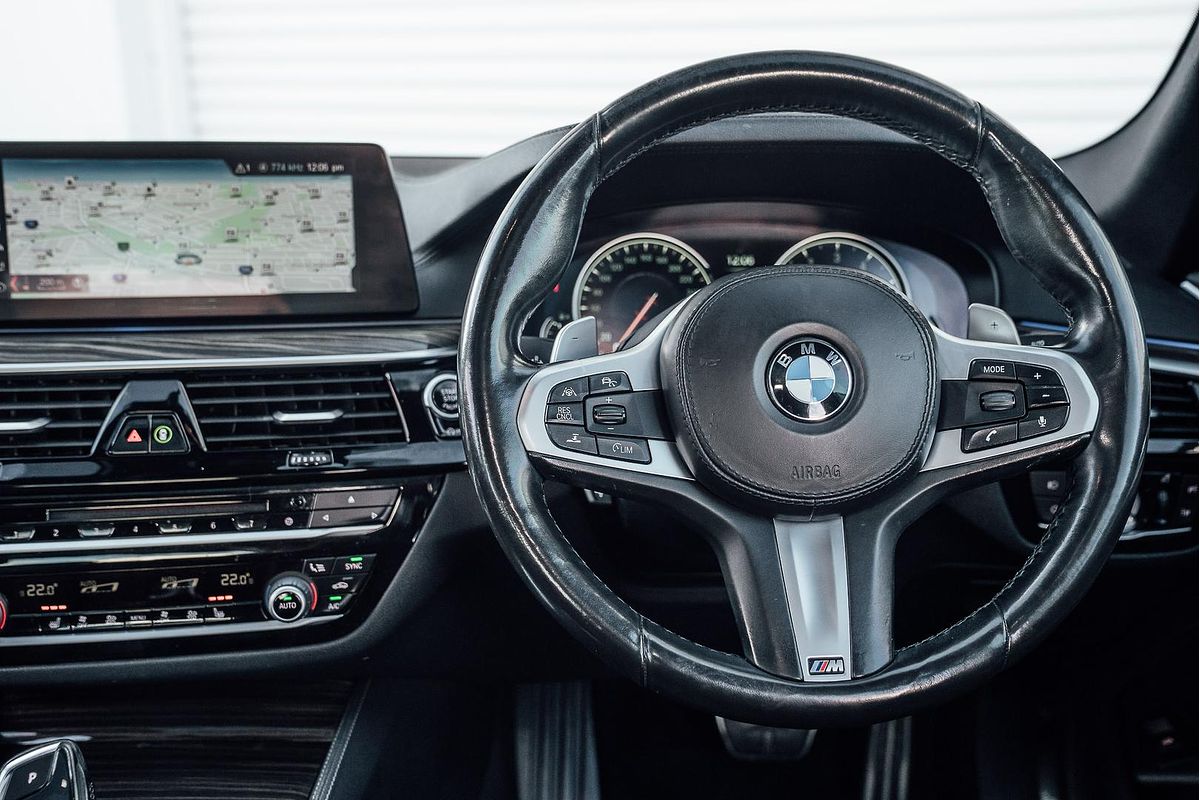 2017 BMW 5 Series 530i M Sport G30
