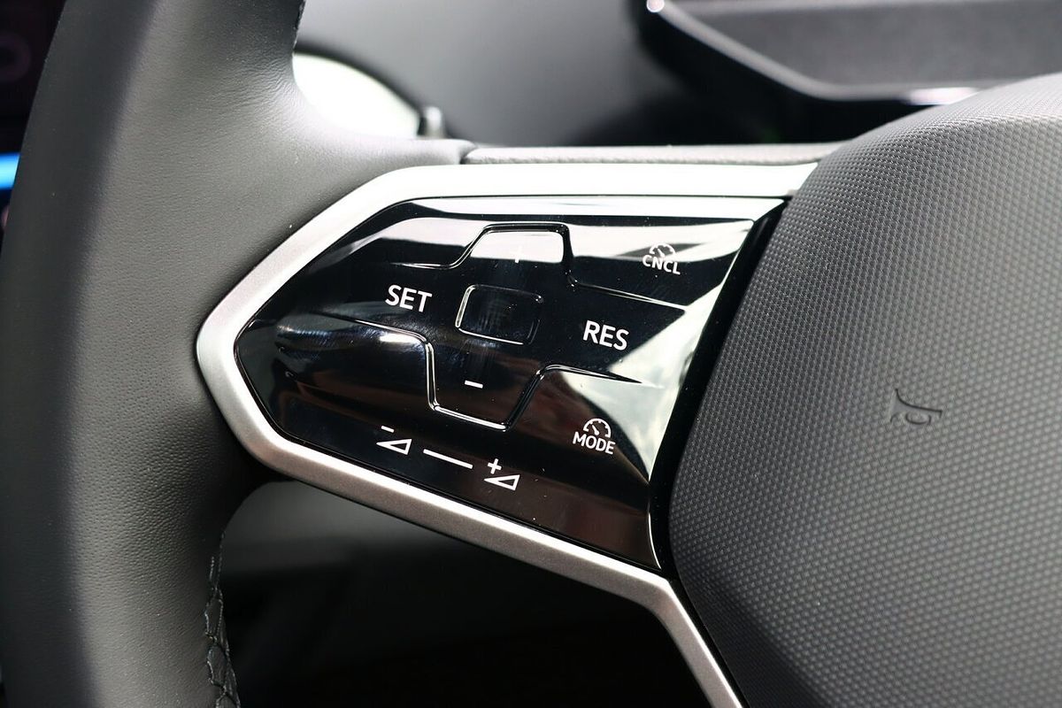 2025 Volkswagen ID.4 Pro E2