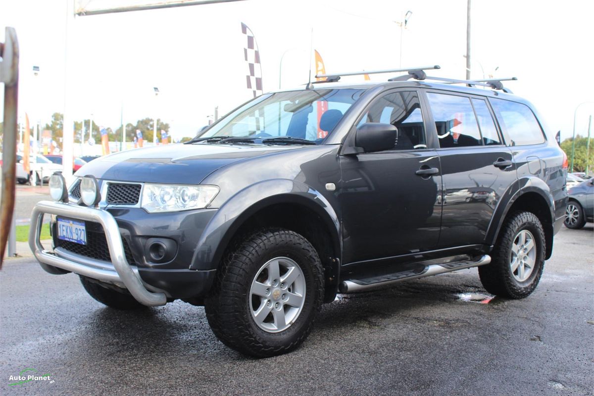 2013 Mitsubishi Challenger PB