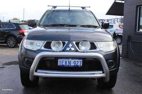 2013 Mitsubishi Challenger PB