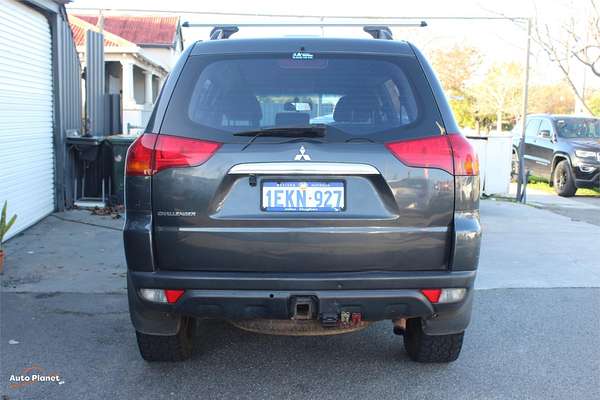 2013 Mitsubishi Challenger PB