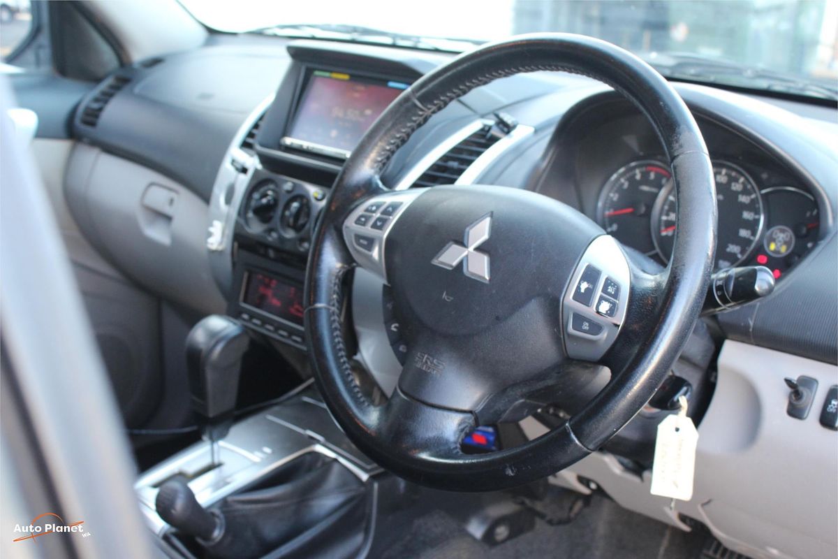2013 Mitsubishi Challenger PB