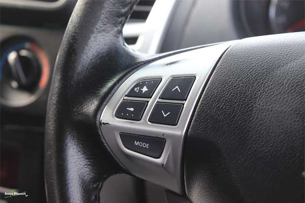 2013 Mitsubishi Challenger PB