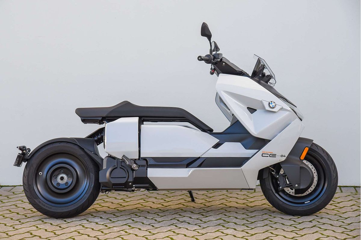 2024 BMW CE 04 CE