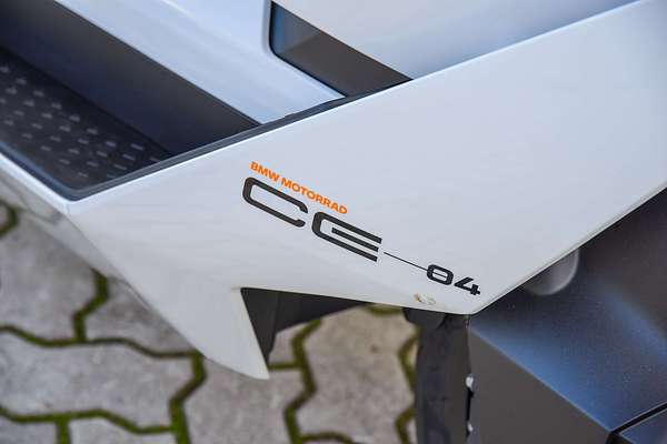 2024 BMW CE 04 CE