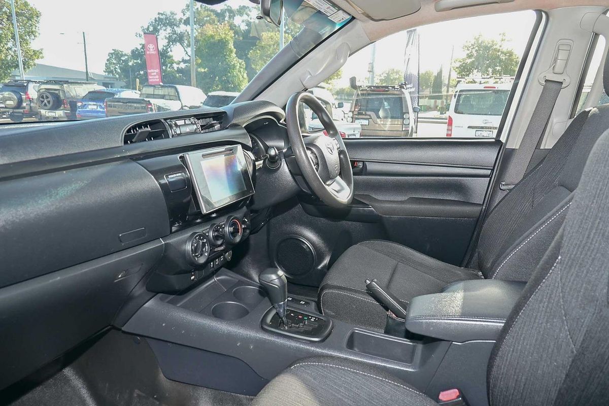2020 Toyota Hilux SR GUN126R 4X4