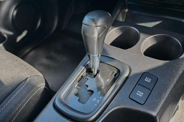 2020 Toyota Hilux SR GUN126R 4X4