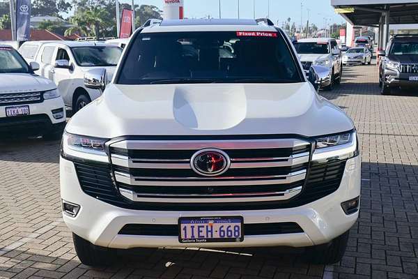 2024 Toyota Landcruiser Sahara FJA300R