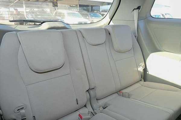 2017 Kia Carnival S YP