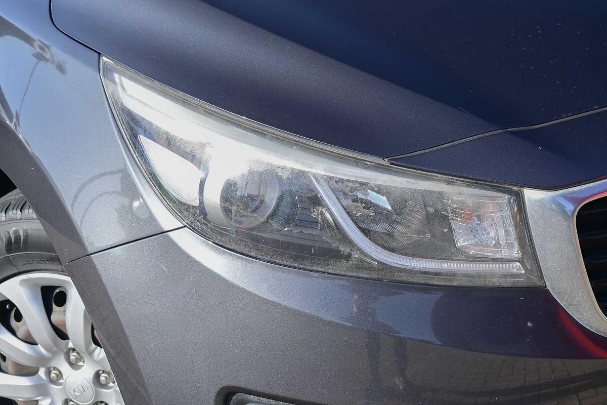 2017 Kia Carnival S YP