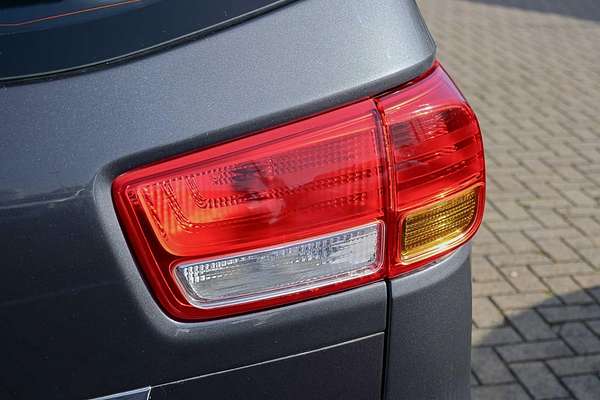 2017 Kia Carnival S YP