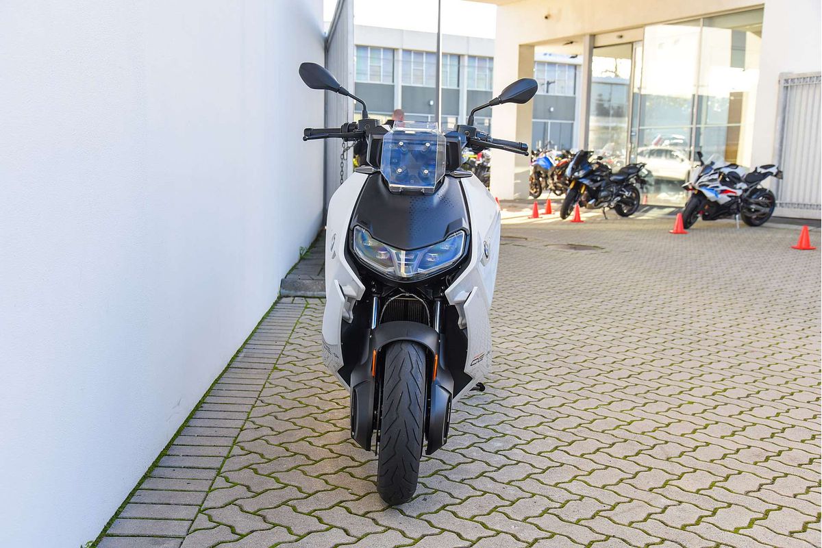 2024 BMW CE 04 CE