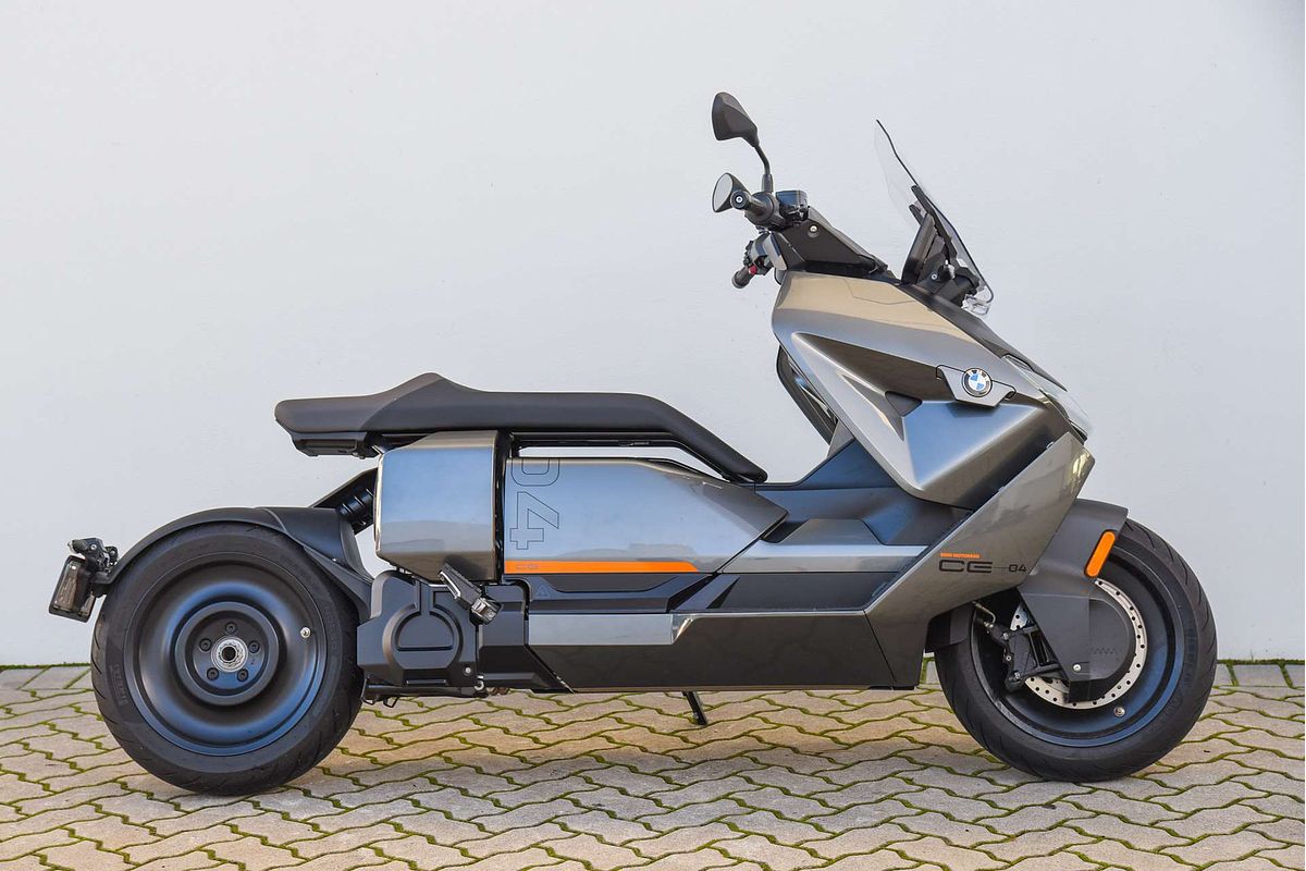 2023 BMW CE 04 Avantgarde CE
