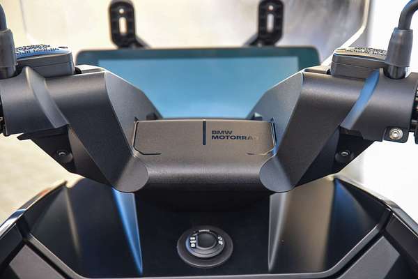 2023 BMW CE 04 Avantgarde CE