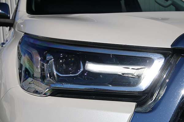 2020 Toyota Hilux SR5 GUN126R 4X4
