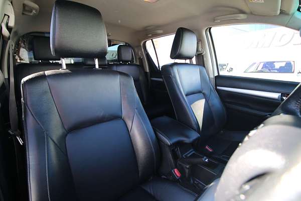 2020 Toyota Hilux SR5 GUN126R 4X4