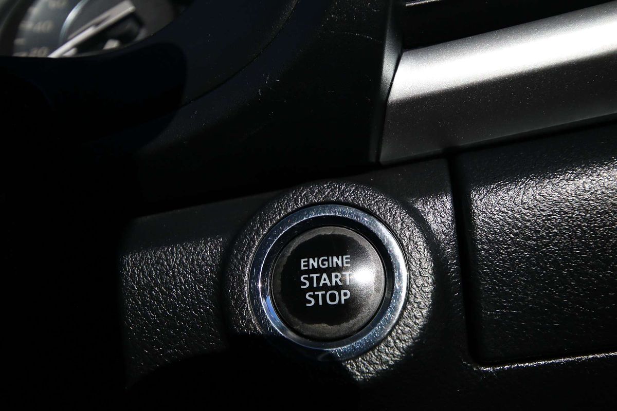 2020 Toyota Hilux SR5 GUN126R 4X4