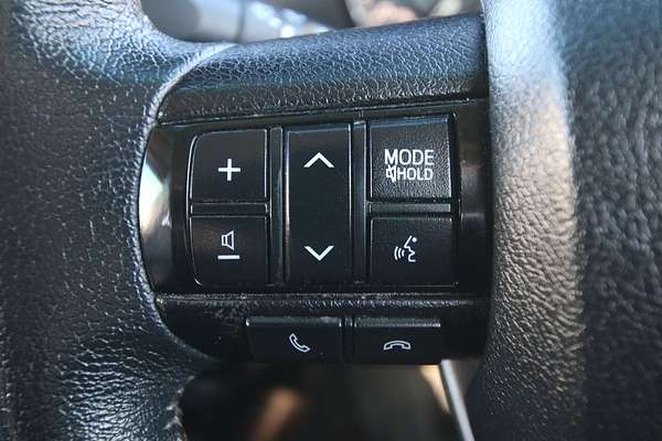2020 Toyota Hilux SR5 GUN126R 4X4