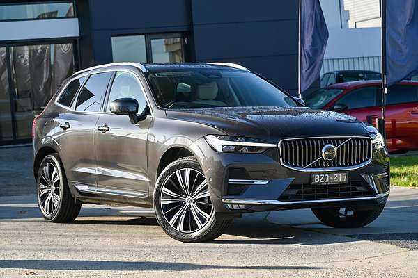 2022 Volvo XC60 B5 Inscription