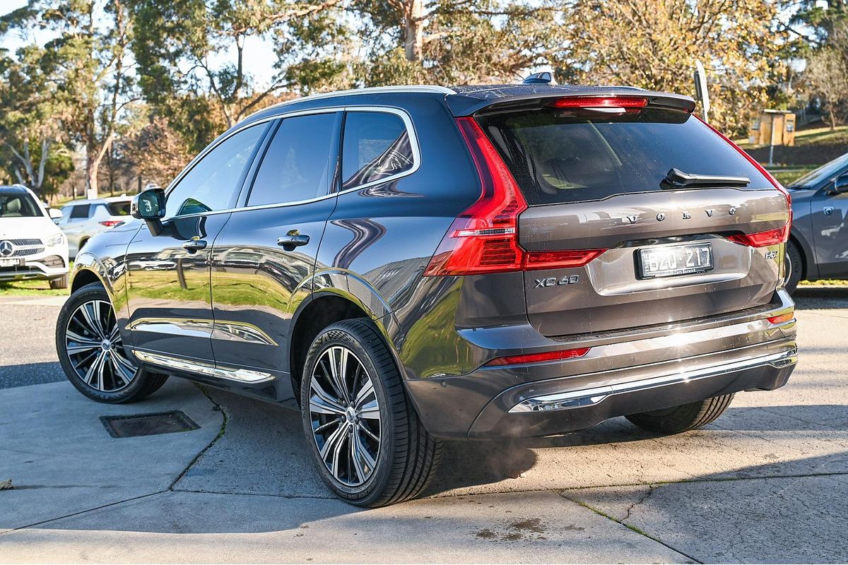 2022 Volvo XC60 B5 Inscription