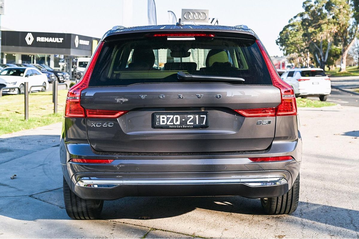 2022 Volvo XC60 B5 Inscription