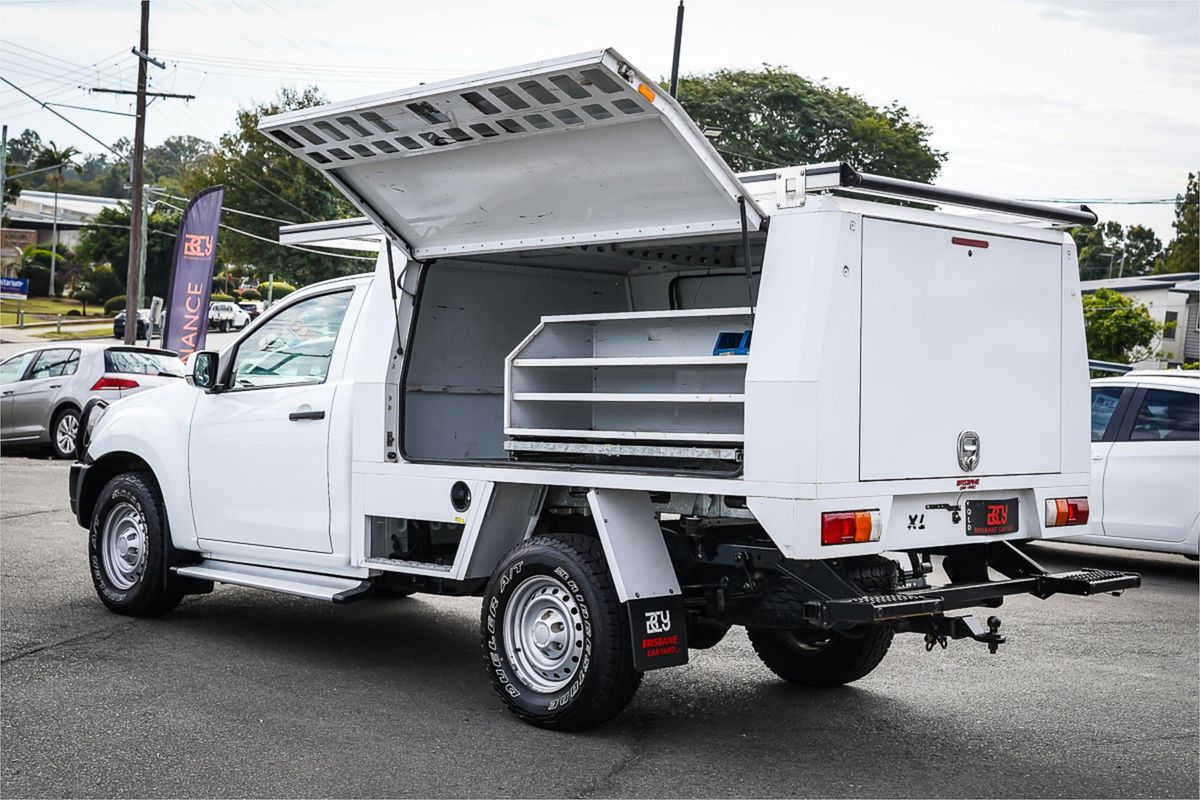 2019 Isuzu D-MAX SX 4X4