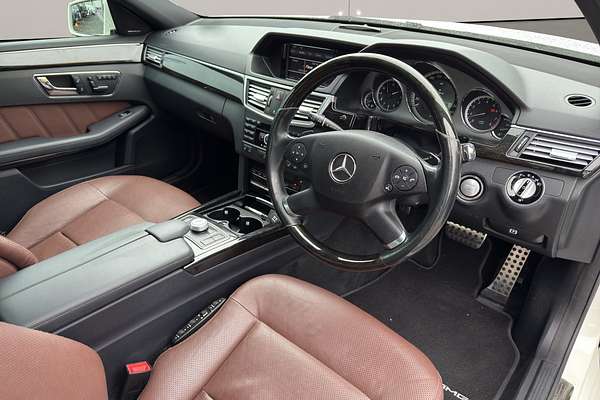 2010 Mercedes-Benz E 500 AMG AVANTGARDE