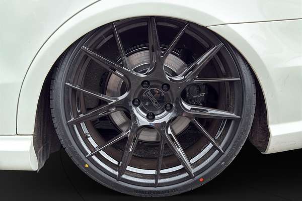 2010 Mercedes-Benz E 500 AMG AVANTGARDE