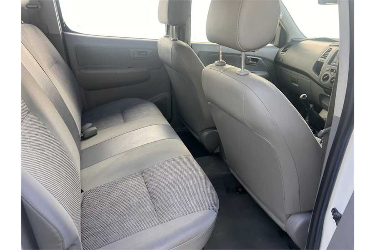 2007 Toyota HILUX SR (4x4) KUN26R 07 UPGRADE 4X4