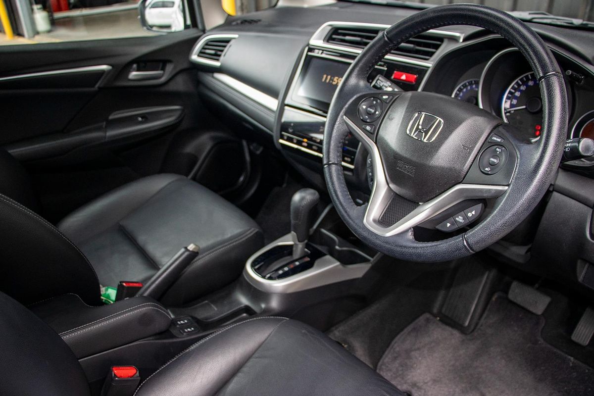 2016 Honda Jazz VTi-L GF