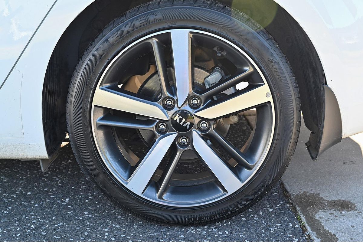 2017 Kia Cerato Sport YD