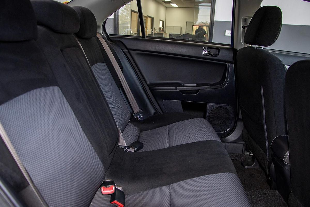 2015 Mitsubishi Lancer ES Sport CJ