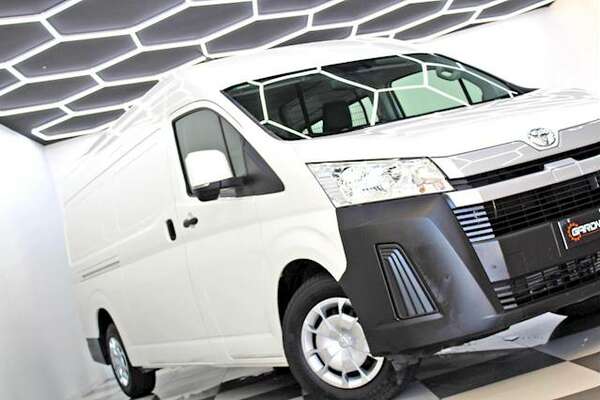 2020 Toyota HIACE HIGH ROOF EXTRA LONG GDH320R