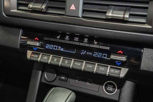 2025 Mitsubishi Triton GSR MV 4X4