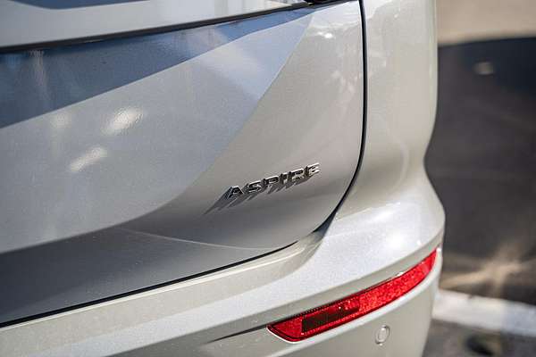 2025 Mitsubishi Outlander Aspire ZM