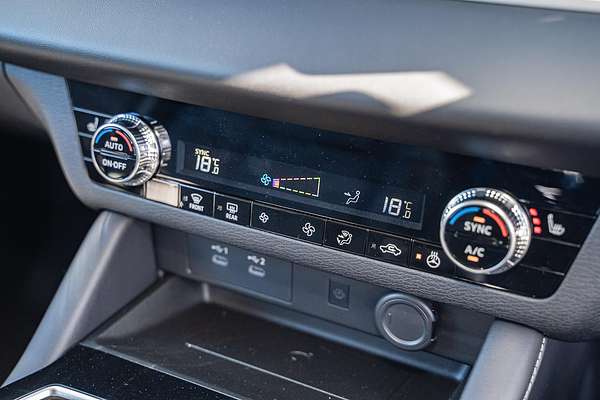 2025 Mitsubishi Outlander Aspire ZM