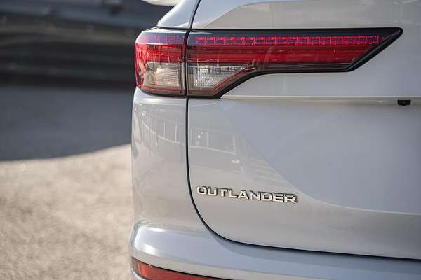 2023 Mitsubishi Outlander Aspire ZM