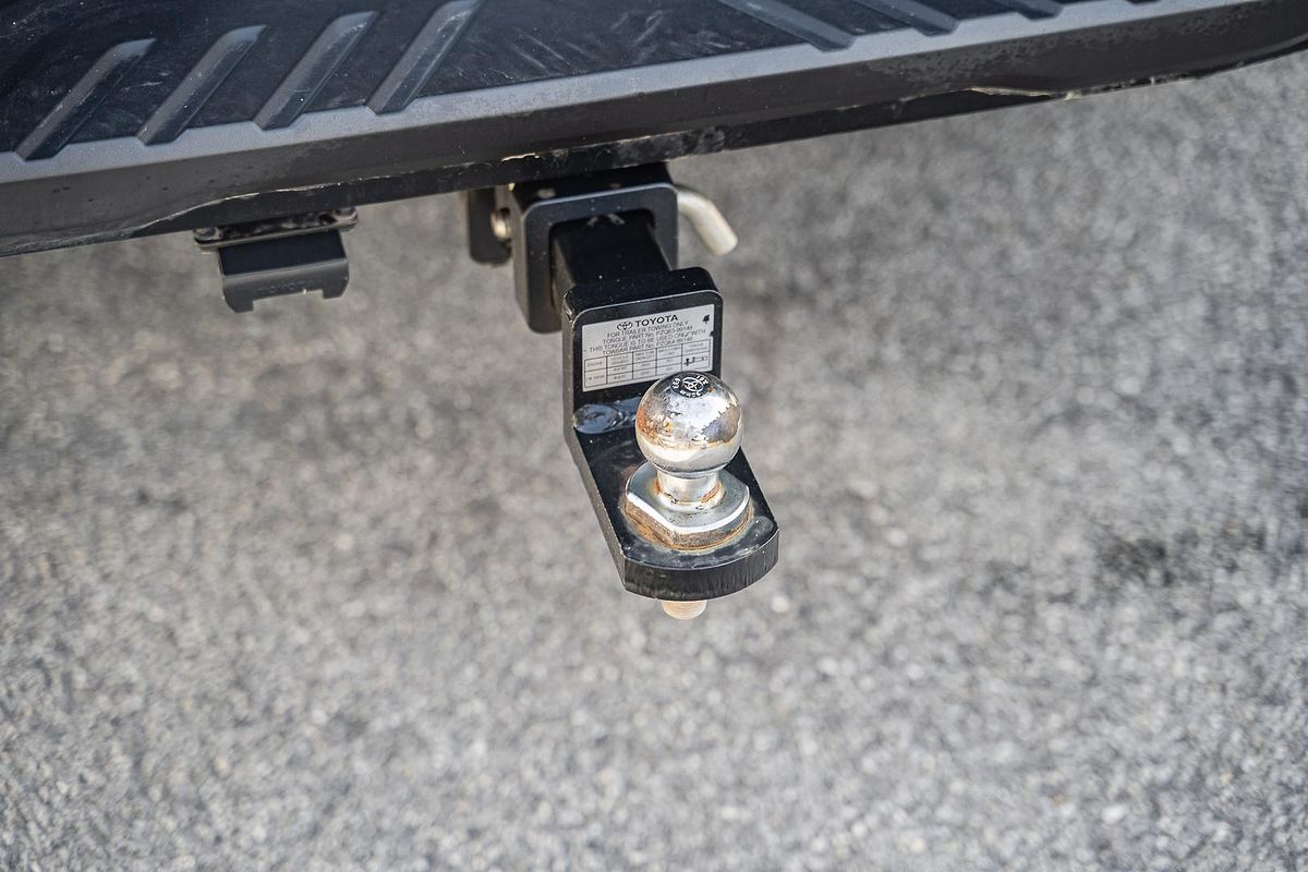 2020 Toyota Hilux Rugged X GUN126R 4X4